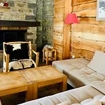 Nid Cosy Avec Vue Montagne, Proximite Commerce, 100 M Des Telecabines Apartament